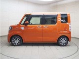 安心の納車前整備を実施します。その際にエンジンオイル、オイルエレメント、ワイパーゴムを交換いたします。
