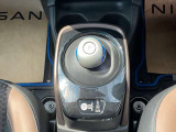 運転席まわりの画像です。