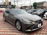 大好評のボディコーティング「弾スプラッシュコート」もご納車までに施工可能。通常のガラスコートと異なる、耐久年数6年の無機質ガラスコーティングが、ボディをキレイな状態に保ってくれます。