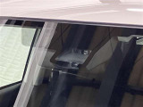 サポカーは、高齢運転者を含めたすべてのドライバーによる交通事故の発生防止・被害軽減対策の一環として、国が推奨する新しい自動車安全コンセプトです。詳しくは販売店スタッフまでおたずねください。