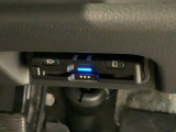 いまや快適なカーライフに欠かせないETCが付いています。