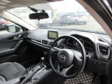 ■追加ワイド保証をご用意!例:新車から15年経過未満及び走行距離15万km未満まで加入可能!距離制限無し・保証上限金額無し2.選べる保証期間=1年〜5年3.緊急ロードサービス=365日24時間対応☆