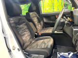 運転席シート廻りは使用感も少なく、良好な状態となっています。丁寧に使われていたことがよくわかりますね。