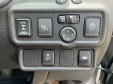運転席まわりの画像です。