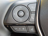 ブルートゥースに接続すれば、スマホに入れている音楽が聞けたり運転中に電話がかかってきてしまった場合もハンドルから電話を取ることができます!