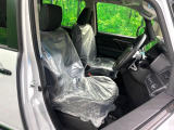 【運転席パワーシート】スイッチ一つで簡単にシートの微調整が可能!電動だから力もいりません!快適なシートポジションにセットして、快適なドライブをお楽しみください。