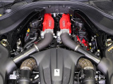 パワートレインには3.9L V8ツインターボエンジンを搭載し、620馬力を発揮。