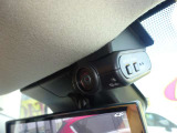 ドライブレコーダーも付いてます。