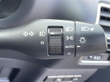 【 オートライト 】オートライトなのでライトの点け忘れを気にすることなく運転が出来ます♪//