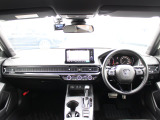 とても握りやすいステアリング!運転手の気持ちがそのまま伝わるかのような反応をしてくれます!!小物入れや各ボタンの配置にこだわり、とても使いやすいです!視認性も良いのでロングドライブもお任せ下さい!