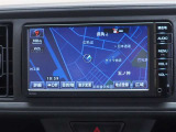 トヨタ純正7インチSDナビ搭載してます!!FM.AMラジオ、ワンセグTV視聴、Bluetooth接続できます♪