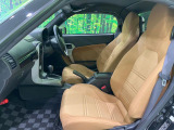 ドライバーによって運転しやすいポジションは異なり、あの車はどうなのか不安なこともありますよね。気になるお車は店頭で乗り込んでご確認いただけます♪