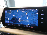 BMW iDriveナビゲーションシステム。ワイドで視認性に優れたスクリーン。