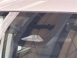 サポカーSとは、衝突被害軽減ブレーキに加えて、高齢者に多いと言われている踏み間違い事故防止をサポートする機能です。詳しくは販売店スタッフまでおたずねください。