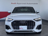 Audiの象徴であるシングルフレームグリルをよりワイドで低くシャープなデザインとすることでワイド&ローのフォルムを協調しています。