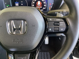 右側のステアリングスイッチはHondaセンシング系のスイッチ他にセレクターホイールを装備。スピードメーター内・マルチインフォメーション・ディスプレーの各表示が確認できます。