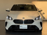 BMW代表的な特徴のキドニーグリル。BMWのすべてのモデルに採用され、BMWらしさを強調しております。