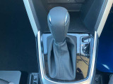 エンジンで発生したパワーを、余すところ無く路面に伝達する、新開発のスカイアクティブマチック(6速AT)。マニュアルモードでの、気持ち良いスポーツ走行も是非体感下さい!!
