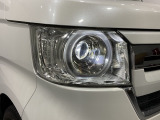 LEDヘッドライトで夜道も安心!