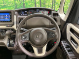 【ステアリングスイッチ】運転中、前方から目線をそらすことなく、オーディオ等の操作が可能な便利機能!安心&快適なドライブを演出してくれます♪