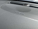フロント両シートにシートメモリー機能を搭載。自分専用のシートを記憶させることでより良い運転姿勢とともに、優越感にも浸れる機能です。