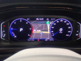 デジタルメータークラスターを装備、ナビ画面も表示可能!!