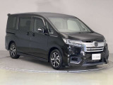 【車両状態証明書】査定協会公認のプロの検査員が公平かつ確かな基準で検査を実施。車両評価をもとに、安心しておクルマをお選びいただけます。