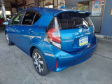 中古車販売の他、全メーカーの新車販売、鈑金・塗装も承っております。購入後の事故対応もお任せください。代車を無償でお貸しいたします。