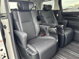 みなさまのお車選びのお手伝いをさせてください!スタッフ一同心よりご来店、お問い合わせをお待ちしております!