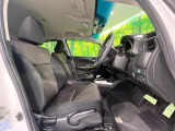 運転席シート廻りは使用感も少なく、良好な状態となっています。丁寧に使われていたことがよくわかりますね。