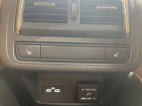 【2列目シートヒーター】シートを温めてくれる暖房機器です!長時間座っていると負担が掛かりやすい背中や腰、または冬場などの寒い日に冷えやすい脚部に快適なぬくもりを伝えます。