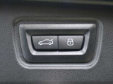 BMWライフをさらに素晴らしいものにするために、BMWカードもご用意しております。ご利用金額1,000円ごとに1ポイントたまります。BMW正規ディーラーでのご利用につきましてはポイントが2倍になります。