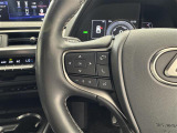 気になる車はすぐにお問い合わせください!画面右側の0066から始まる無料ダイヤルからお問い合わせ下さい!専門スタッフがお車のご質問にお答えいたします!