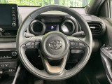 【純正革巻きステアリング】上質な革を使用することで、手にしっかり馴染みとても運転しやすいハンドルです♪