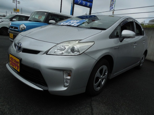 プリウス1.8 L