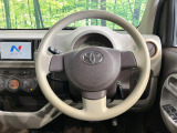 インテリアに合わせたデザインのステアリングは、運転される方のことも考え、運転しやすい形状、大きさです。是非一度、実際に触ってお確かめください。