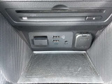 CD DVD USB が使用できます。