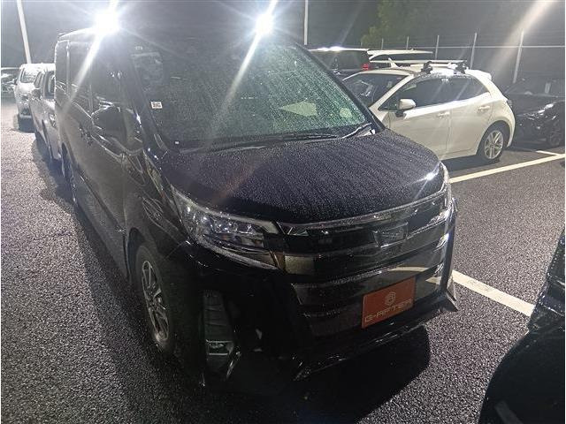 ノア 2.0 Si 純正ナビ バックカメラ 地デジ 7人乗リ 両