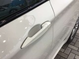 このお車は【浦和美園支店】に展示中です!ご来場、お問い合わせをスタッフ一同お待ちしております。<住所>埼玉県さいたま市緑区美園6-11-1 <TEL>048-812-2525