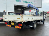 サービスピット完備!車検・一般整備・板金塗装、すべてお任せ下さい!