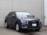 デザイン・ボディカラーが都会的な建物にも非常に良く映えます。クール・知的。Audiの持つ「品の良さ」が伝わってきます。