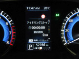運転席のメータパネル類は常に視界に入る場所ですので、大事なチェックポイントです。ぜひ実際にご乗車ください。