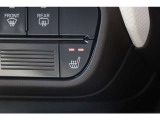 運転席シートヒーター付いております。