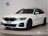 【BMWの伝統】BMWのお車は、“駆け抜ける歓び”を意識し、走行の安定性とコーナリングの良さを追求し、思い通りにハンドルの操作可能です。