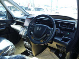 スポーツペダル装着車。室内・外共に、『HONDA U-Select鳥取』自慢の「アイドマ」基準でクリーニング済み!選び抜いてお決めいただいたお車に、気持ち良くお乗りいただけます。