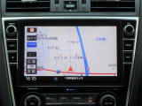 純正パナソニック製8インチの大型モニターナビが装備されております。ナビ画面の見やすさとAV機能での迫力のある映像が楽しめます。