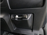 ■ETC2.0を装備しているので、納車後すぐに遠方へのドライブを楽しめます。さらに、高速道路ではアイサイト機能を活用したクルーズコントロールで、快適な運転体験をご提供します。