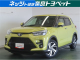 低燃費とキビキビした走り、高い実用性とスタイリッシュなデザインで人気のお車です!!