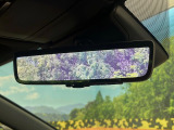 【デジタルインナーミラー】後席の大きな荷物や同乗者で後方が確認しづらい時でも安心!カメラが撮影した車両後方の映像をルームミラー内に表示。クリアな視界で状況の確認が可能です!