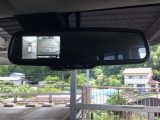 【アラウンドビューモニター】車を上空から見下ろしているかのように、直感的に周囲の状況を把握できます♪